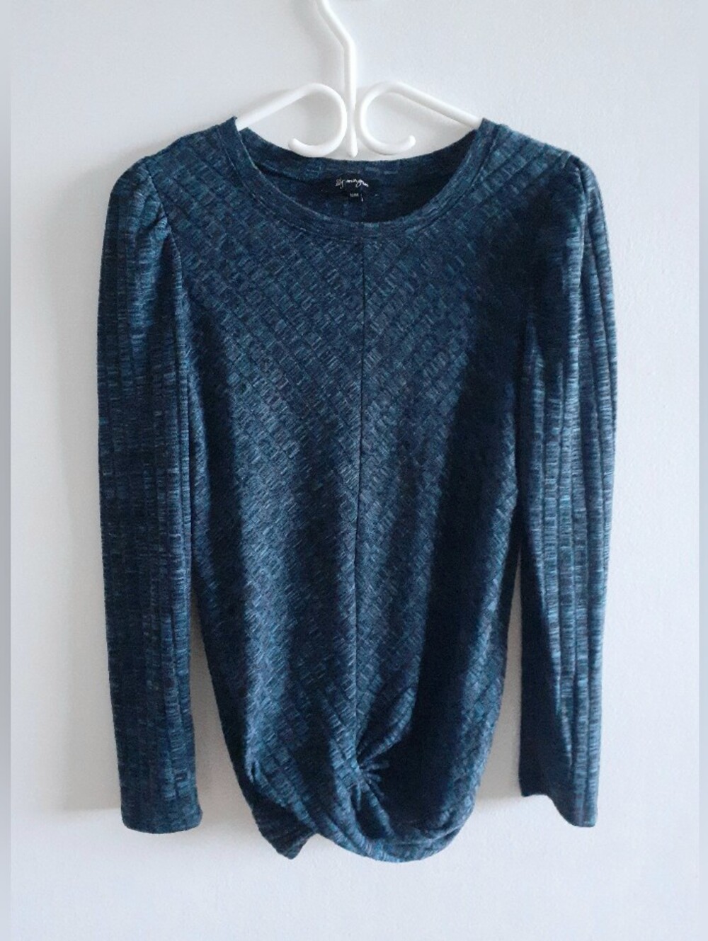 Teal Long-sleeve Crewneck Top with a Twist, M